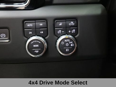 Used 2024 GMC Sierra 3500 Denali Ultimate AWD/4WD image 26