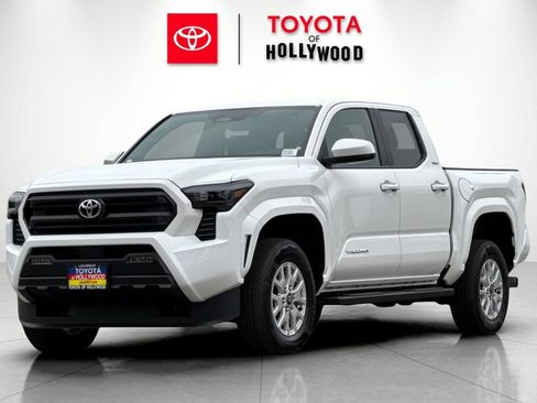 New 2026 Toyota Tacoma SR5 RWD image 7