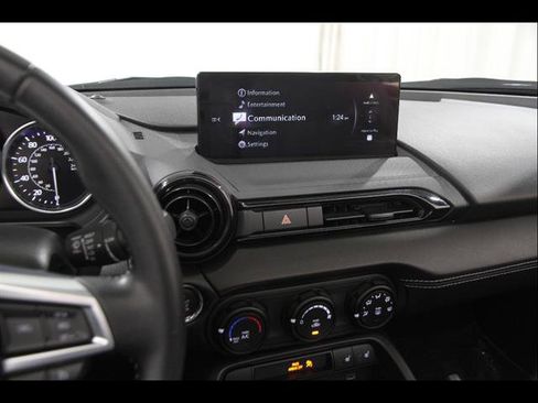 Certified 2024 MAZDA MX-5 Miata Club RWD image 10