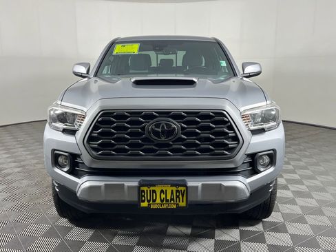 Used 2021 Toyota Tacoma TRD Sport w/ Technology Package AWD/4WD image 2