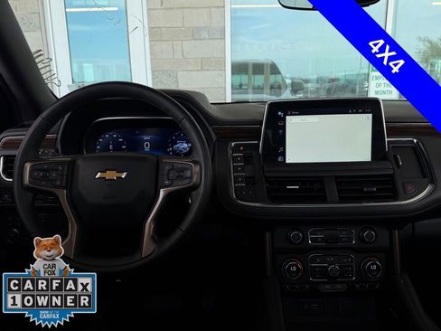 Used 2024 Chevrolet Suburban High Country AWD/4WD image 8