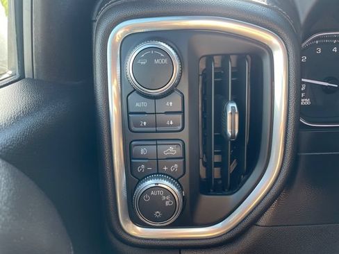 Used 2020 GMC Sierra 1500 Elevation w/ Elevation Value Package AWD/4WD image 22