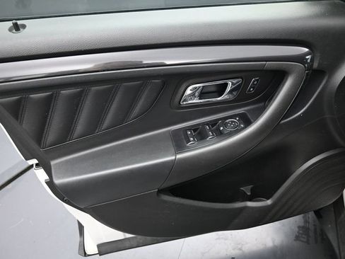 Used 2017 Ford Taurus SHO AWD/4WD image 17