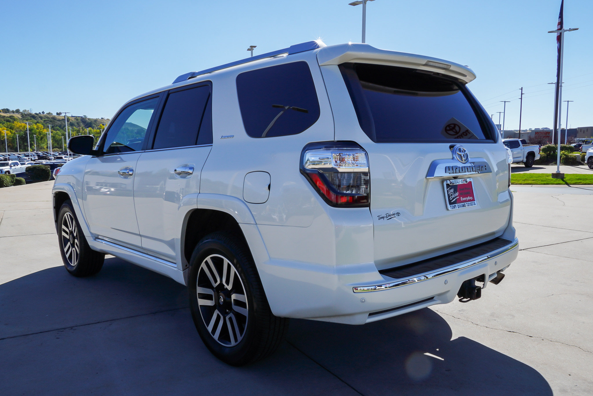 Certified 2022 Toyota 4Runner Limited AWD/4WD image 6