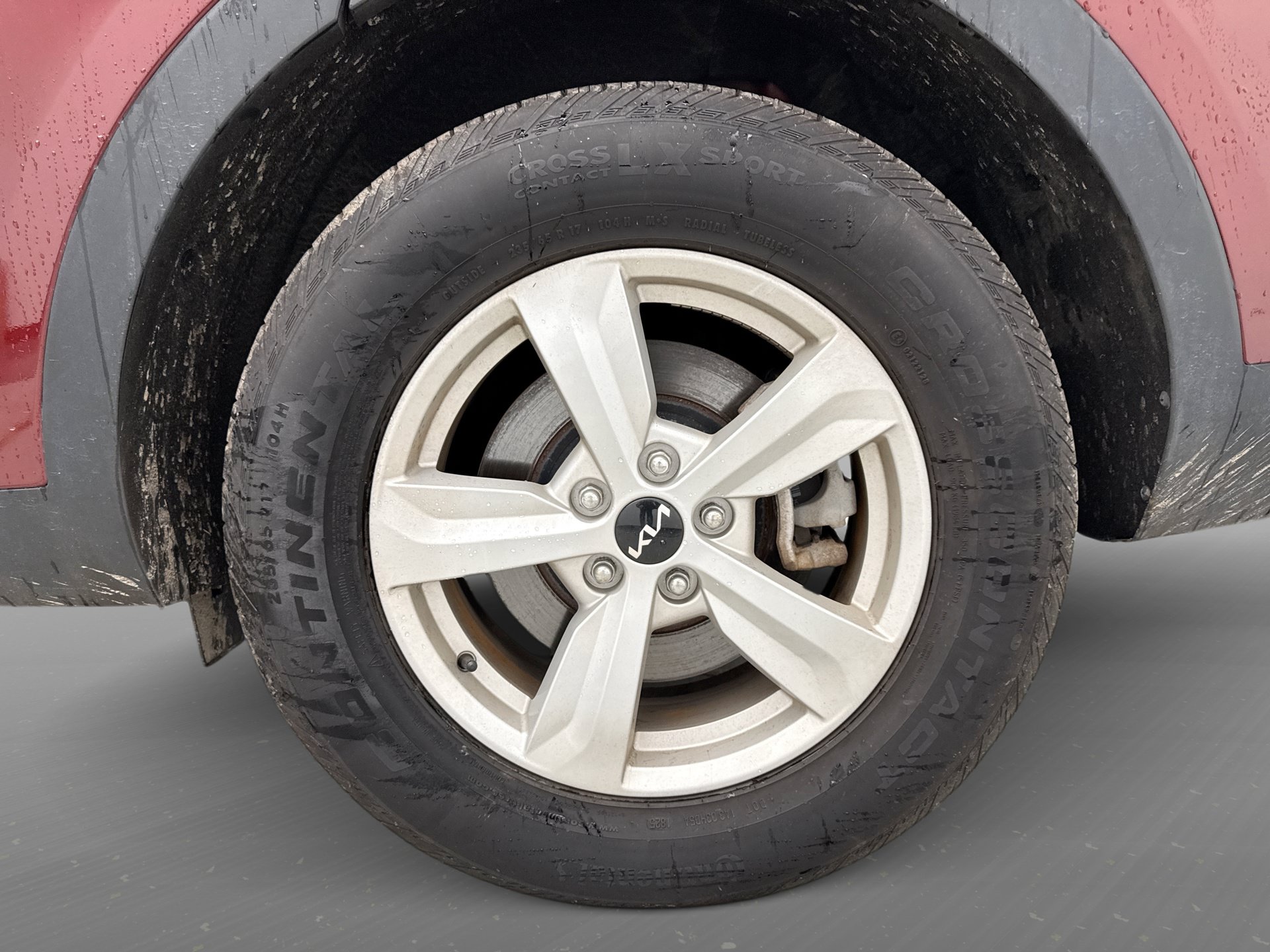 Used 2025 Kia Sorento LX FWD image 26