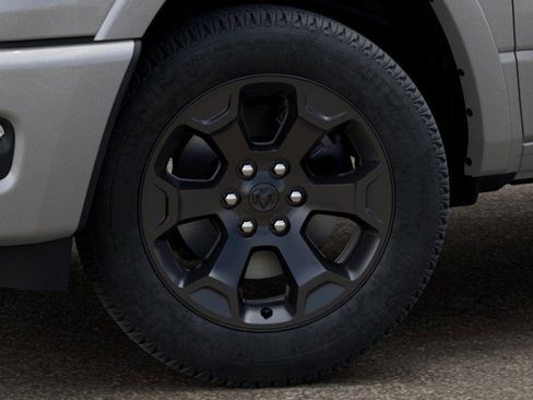 New 2026 RAM 1500 4x4 Crew Cab image 8