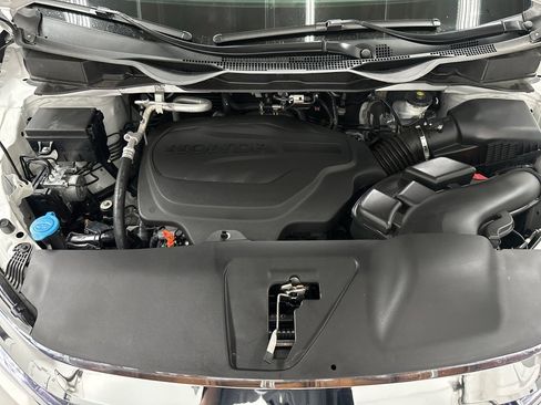 Used 2022 Honda Odyssey Elite image 40