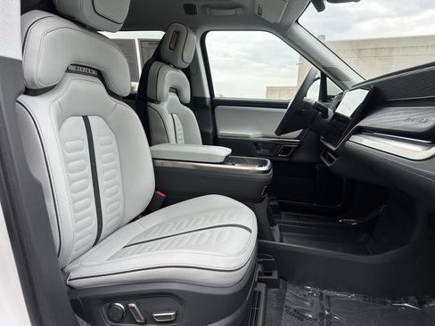 Used 2023 Rivian R1S Adventure Quad AWD/4WD image 7