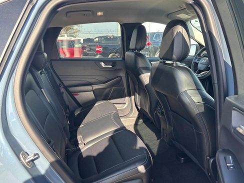 Used 2023 Ford Escape Platinum image 13
