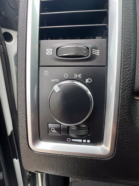 Used 2023 RAM 1500 Classic SLT w/ Electronics Group AWD/4WD image 20