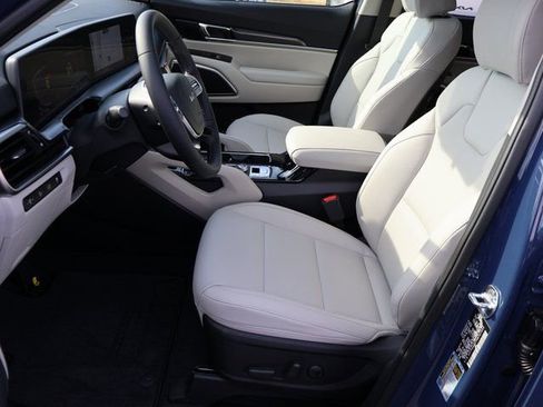 New 2025 Kia Telluride S image 40