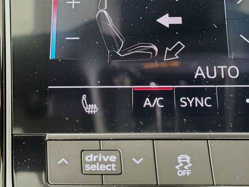 New 2026 Audi Q8 Premium AWD/4WD image 21