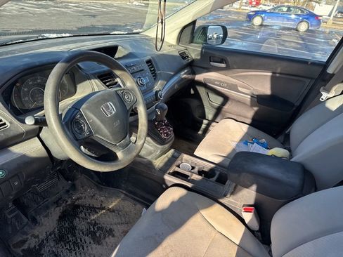 Used 2015 Honda CR-V LX image 3