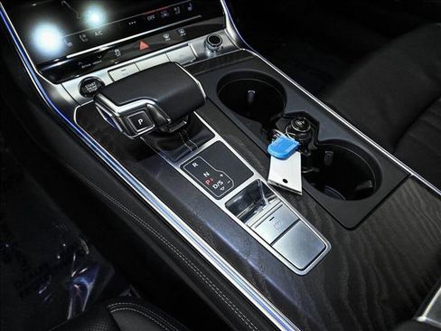 Used 2022 Audi A6 3.0T Prestige image 12