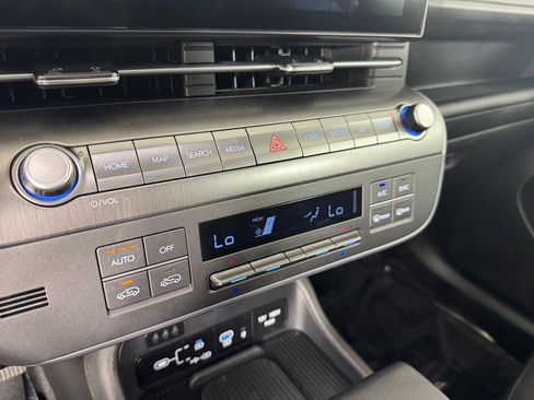 Used 2026 Hyundai Kona SEL Sport FWD image 26