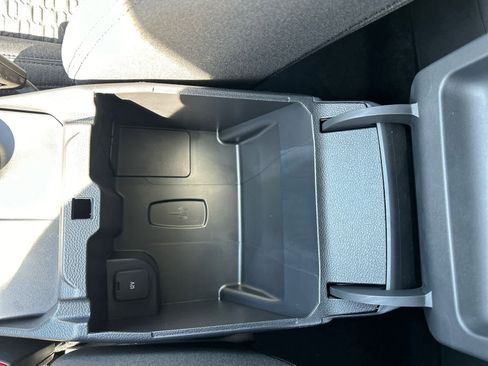 New 2025 Ford Ranger XLT w/ Equipment Group 301A High image 47