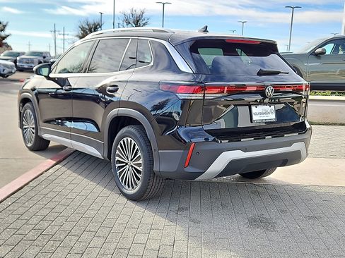 New 2026 Volkswagen Tiguan S image 2