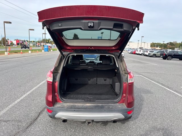 Used 2016 Ford Escape Titanium w/ Equipment Group 301A AWD/4WD image 11