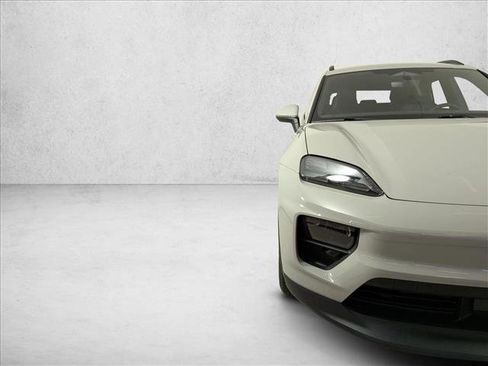 New 2026 Porsche Macan Electric RWD image 11