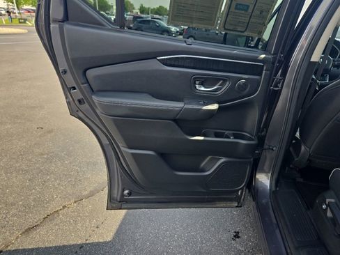 Certified 2024 Honda Pilot Elite image 25