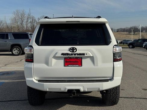 Used 2019 Toyota 4Runner SR5 image 7