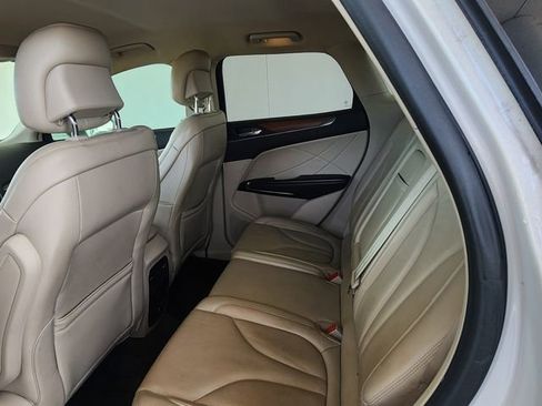 Used 2017 Lincoln MKC Select w/ Select Plus Package image 15