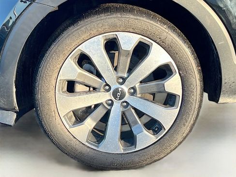 Used 2022 Kia Telluride S image 31