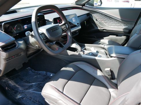 New 2026 Dodge Charger R/T AWD/4WD image 7