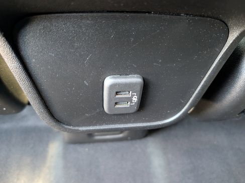 Used 2021 Chevrolet Equinox LT AWD/4WD image 16