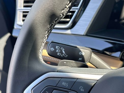 New 2026 Volkswagen Atlas Cross Sport SE AWD/4WD image 19