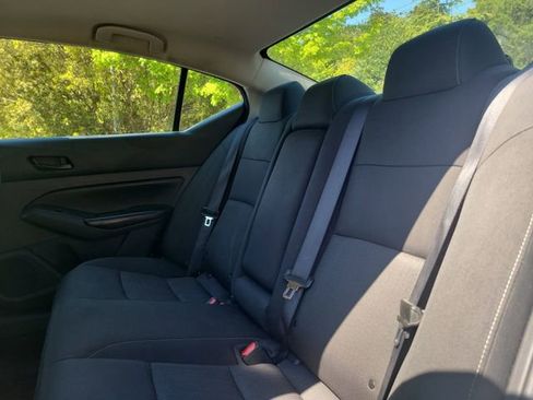 Used 2023 Nissan Altima 2.5 S FWD image 8