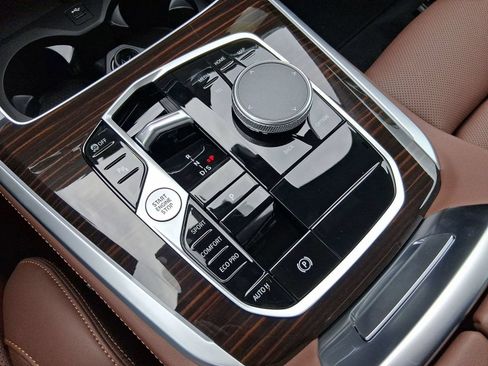 Used 2026 BMW X5 sDrive40i RWD image 17