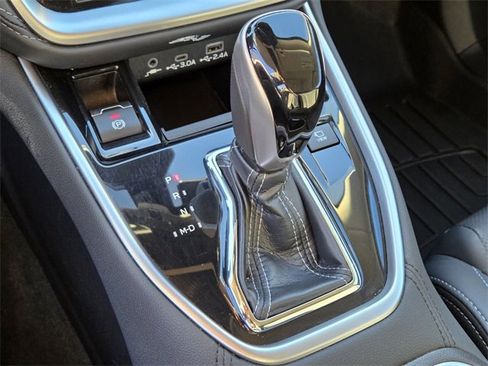 Used 2023 Subaru Outback Touring XT image 19