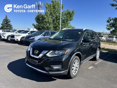 Used 2018 Nissan Rogue SV w/ Premium Package
