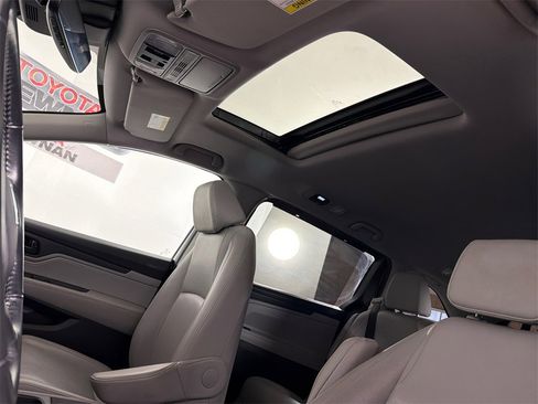 Used 2020 Honda Odyssey EX-L image 2