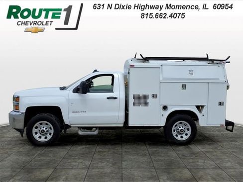 Used 2015 Chevrolet Silverado 3500 W/T RWD image 2