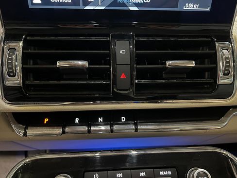 Used 2018 Lincoln Navigator Reserve w/ Technology Package image 18