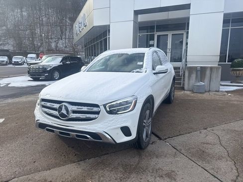 Used 2021 Mercedes-Benz GLC 300 4MATIC image 3
