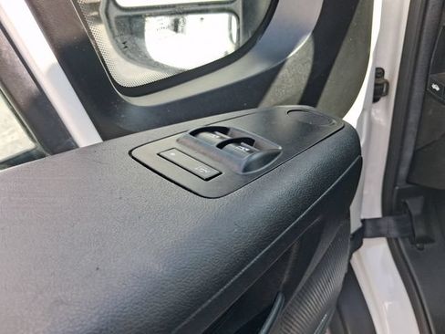 Used 2023 RAM ProMaster 2500 FWD image 14