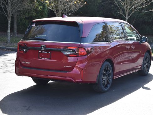 New 2026 Honda Odyssey Sport-L image 8