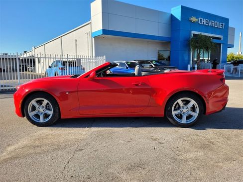 Used 2023 Chevrolet Camaro LT image 4