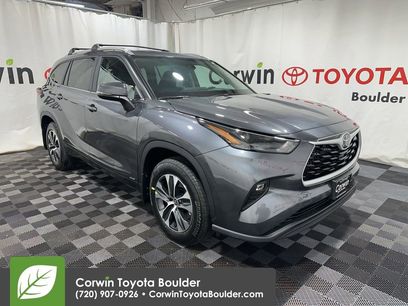 New 2025 Toyota Highlander XLE