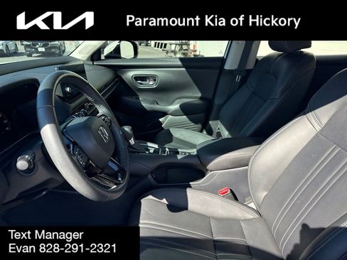 Used 2024 Honda HR-V EX-L image 19