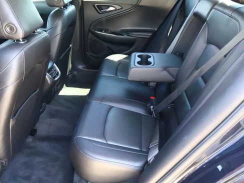 Used 2022 Chevrolet Malibu Premier FWD image 21