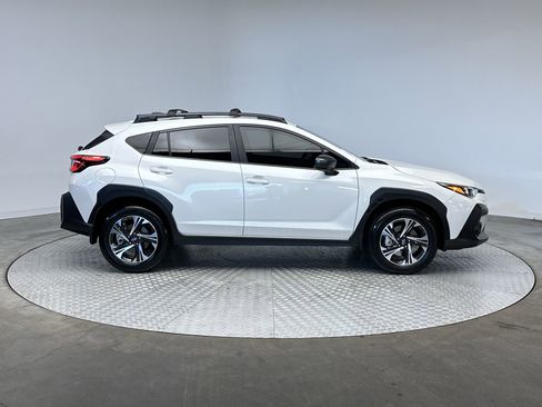 Used 2025 Subaru Crosstrek 2.0i Premium image 10
