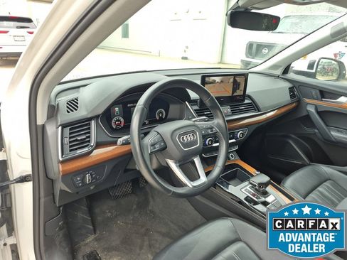 Used 2023 Audi Q3 2.0T Premium Plus w/ Premium Plus Package image 32
