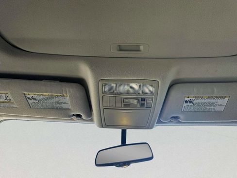 Used 2012 Toyota Venza Limited image 17