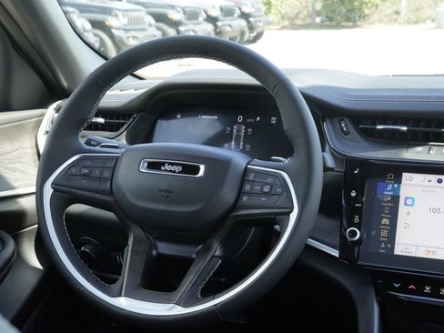 New 2026 Jeep Grand Cherokee Altitude AWD/4WD image 27