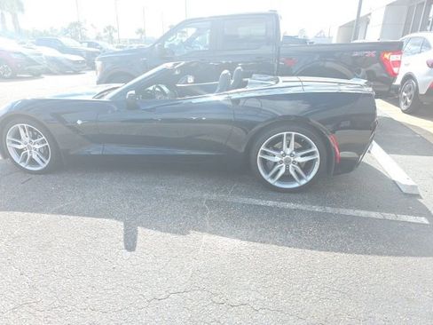 Used 2019 Chevrolet Corvette Stingray Convertible w/ 1LT image 6