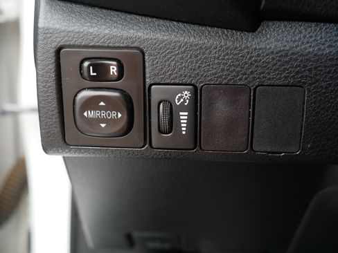 Used 2015 Toyota Corolla S FWD image 23